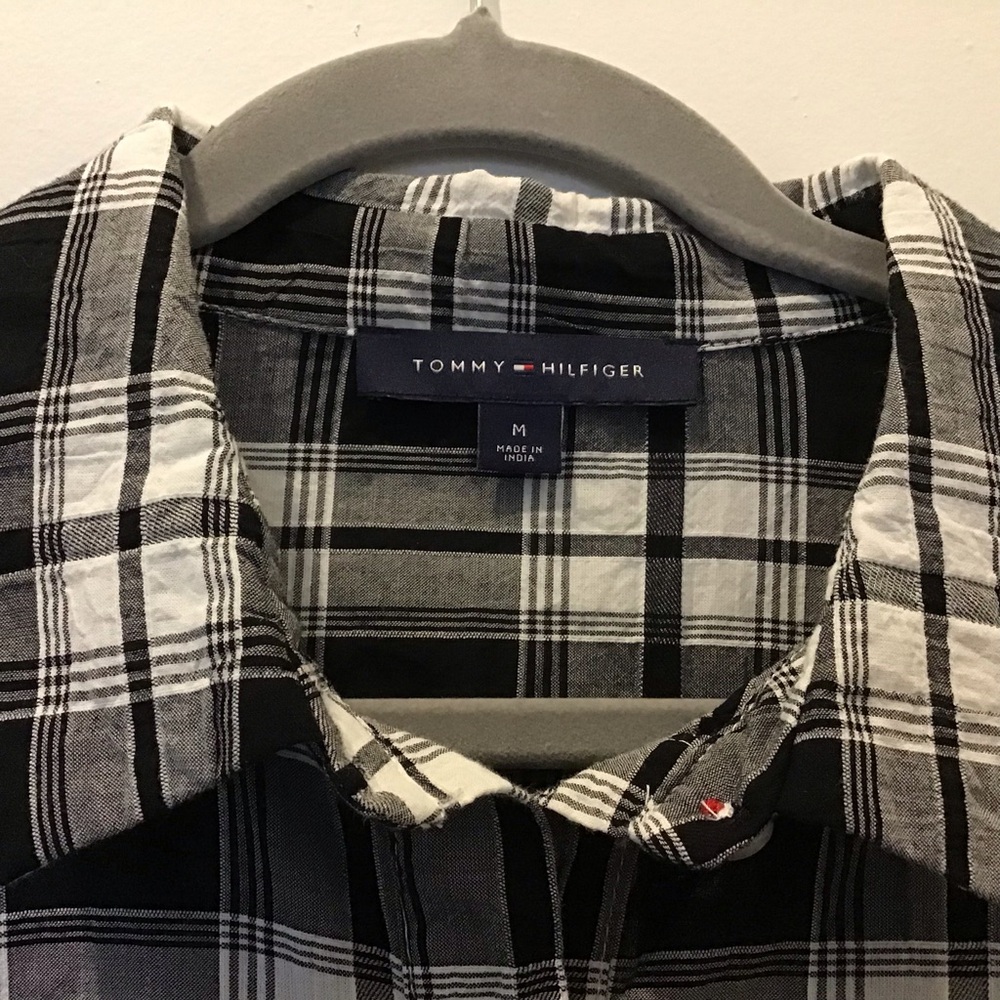 Tommy Hilfiger Button Up Plaid Top - Picture 3 of 6